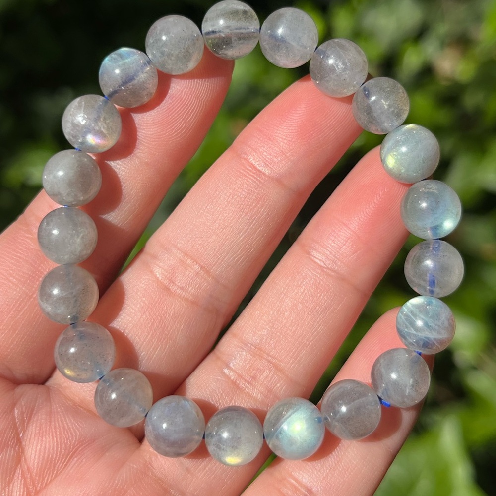 9mm‎ super flashy labradorite bracelet